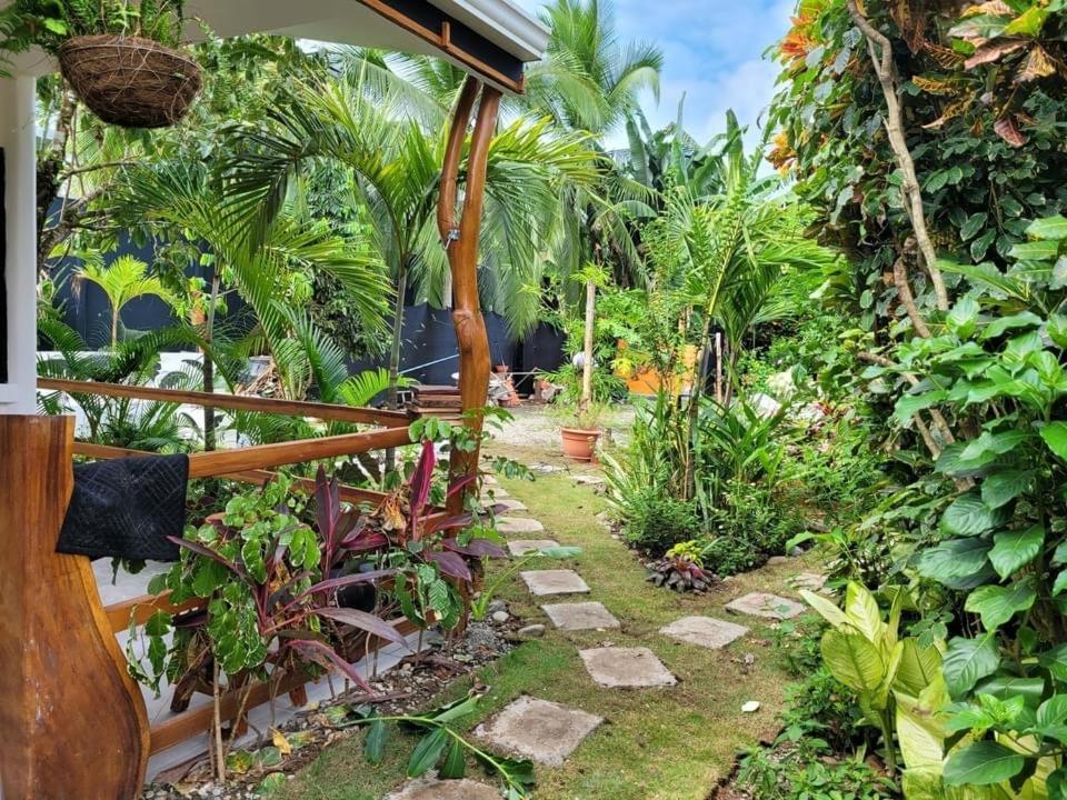 Mecca Hotel Puerto Viejo de Talamanca Eksteriør billede