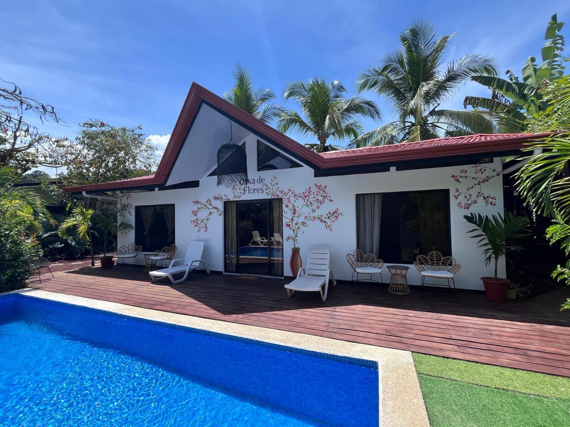 Mecca Hotel Puerto Viejo de Talamanca Eksteriør billede